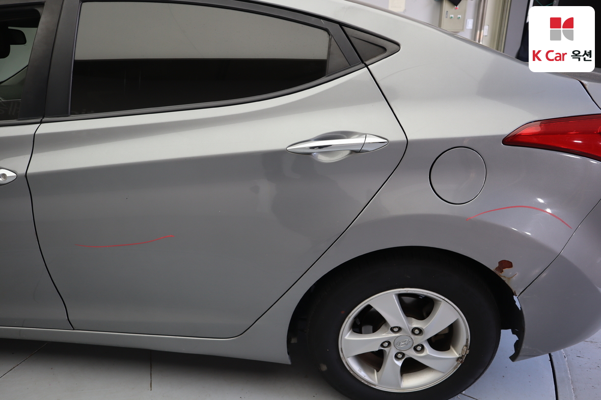 هيونداي إلانترا 2014 - صورة 36