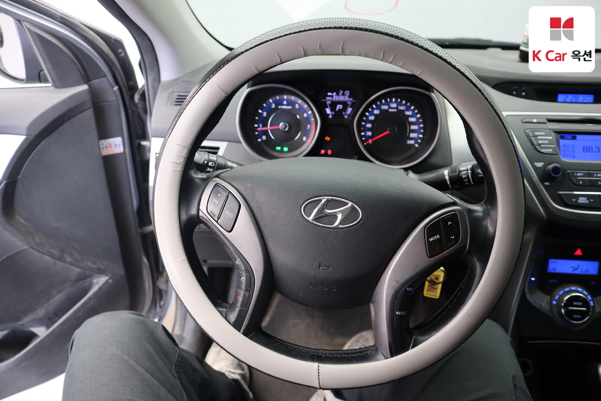 هيونداي إلانترا 2014 - صورة 10