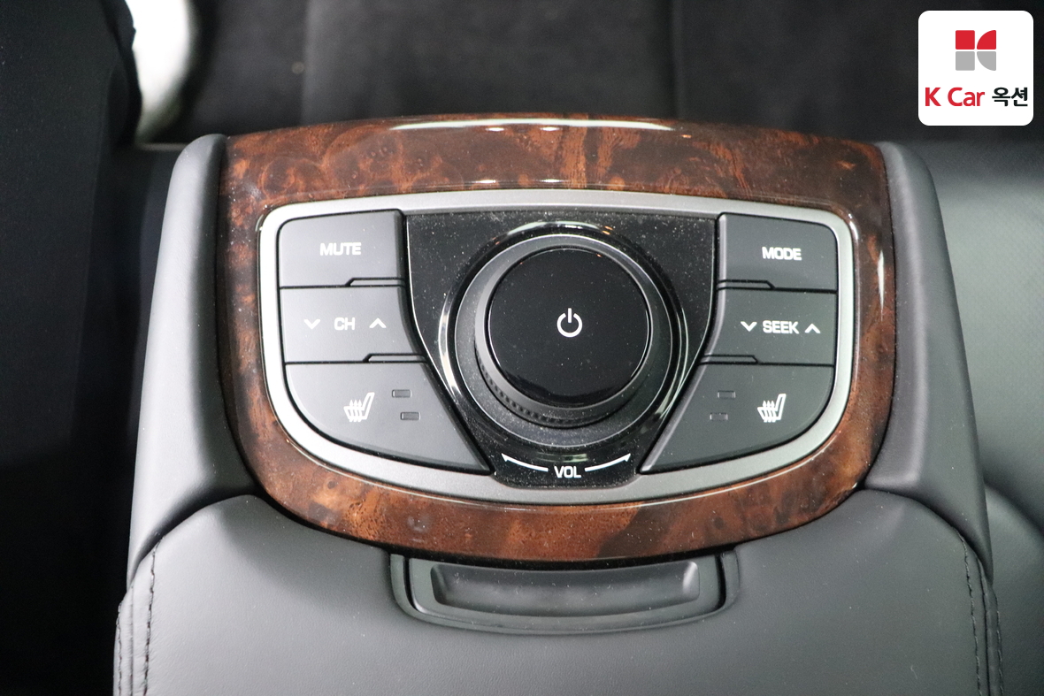 هيونداي أسلان 2015 - صورة 24