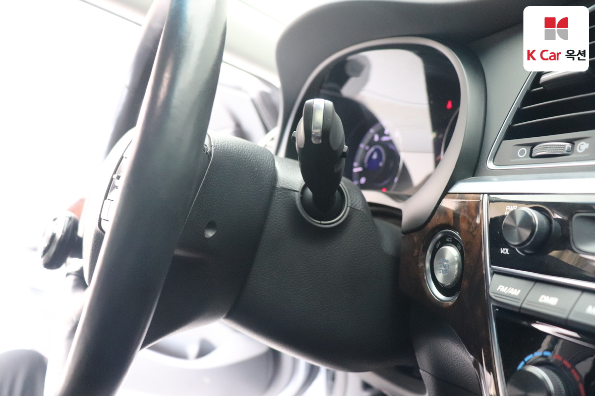 هيونداي أسلان 2015 - صورة 11