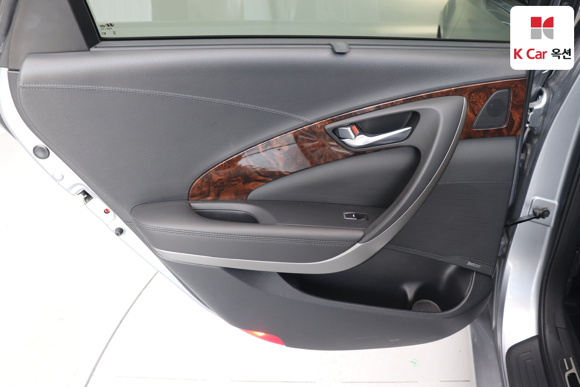 هيونداي أسلان 2015 - صورة 22