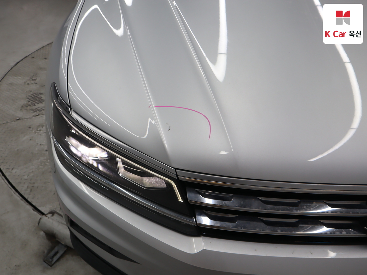 Volkswagen Tiguan - 38