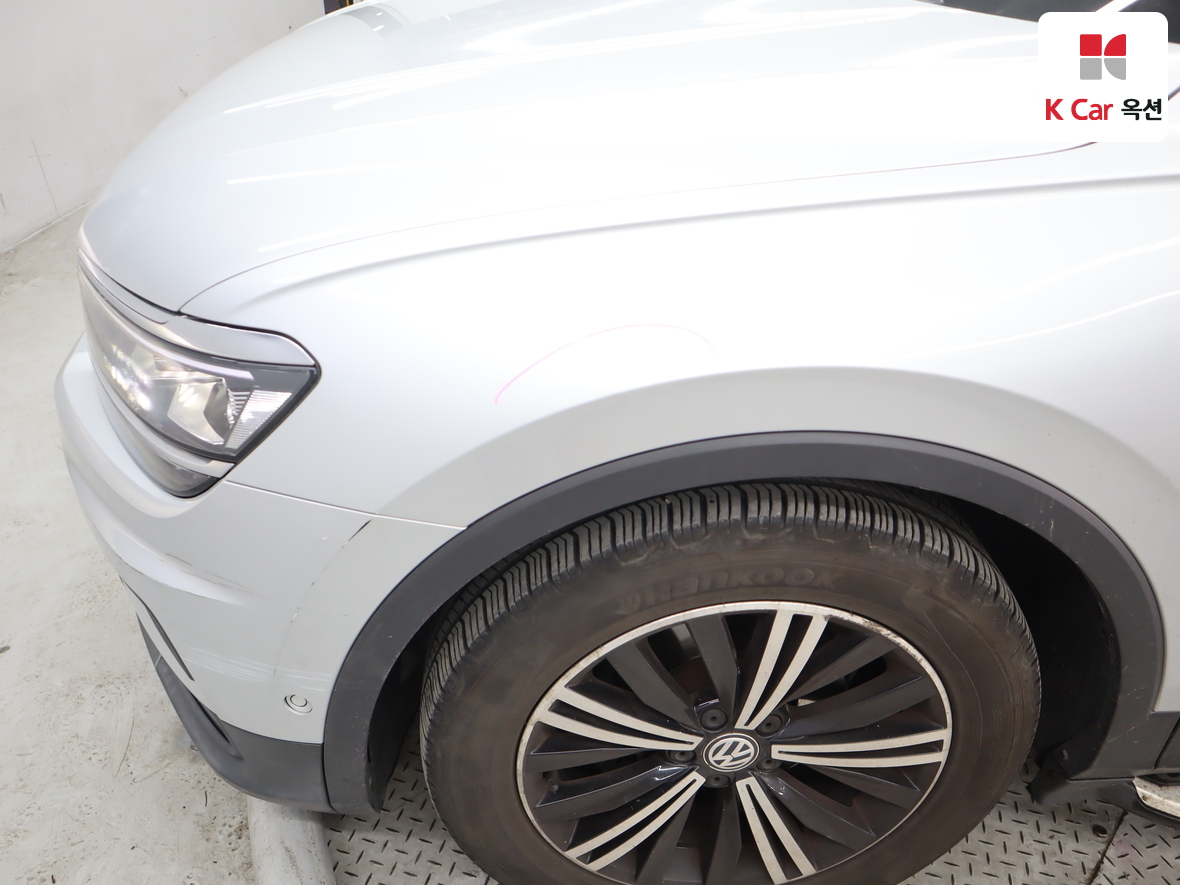 Volkswagen Tiguan - 39
