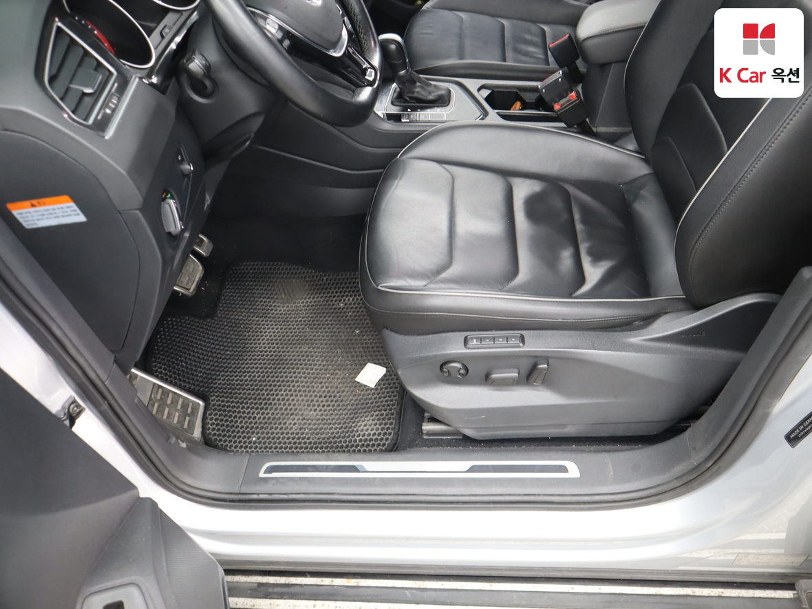 Volkswagen Tiguan - 18