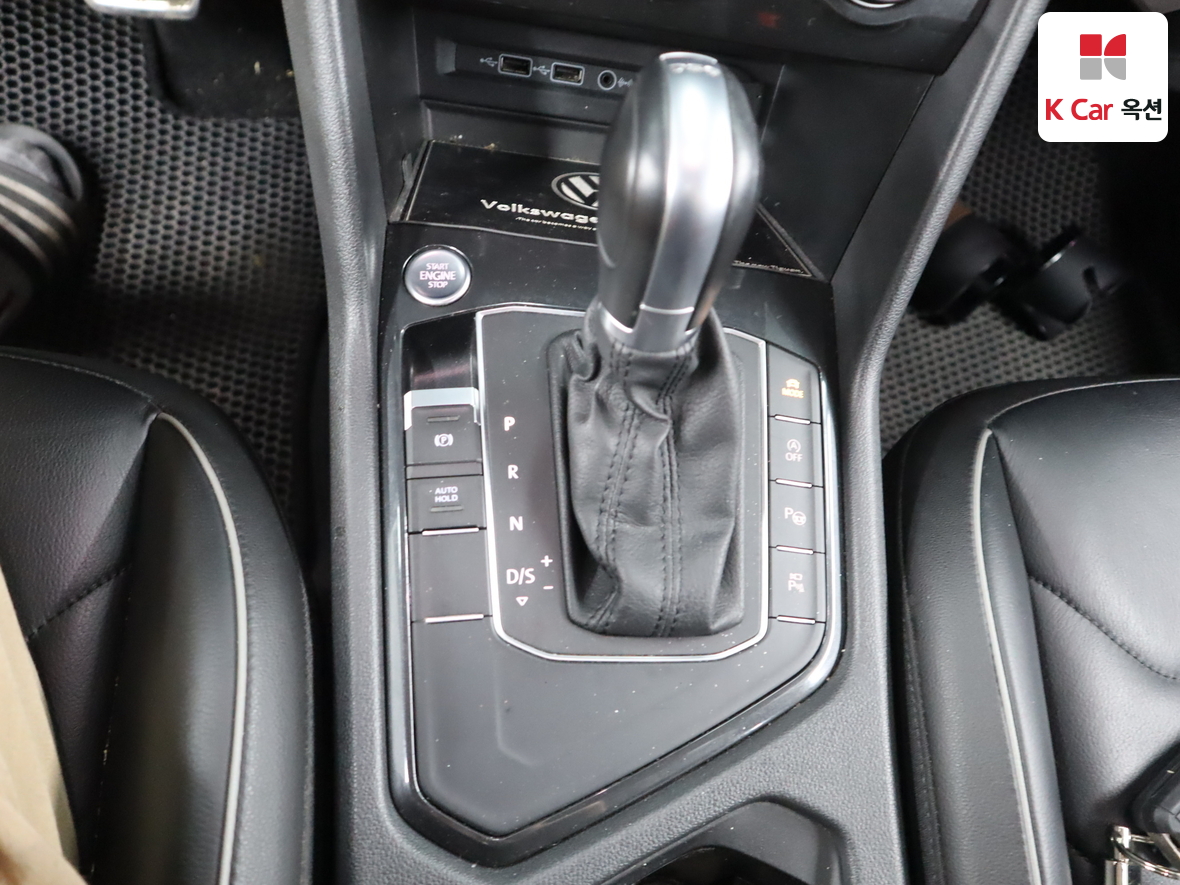 Volkswagen Tiguan - 16