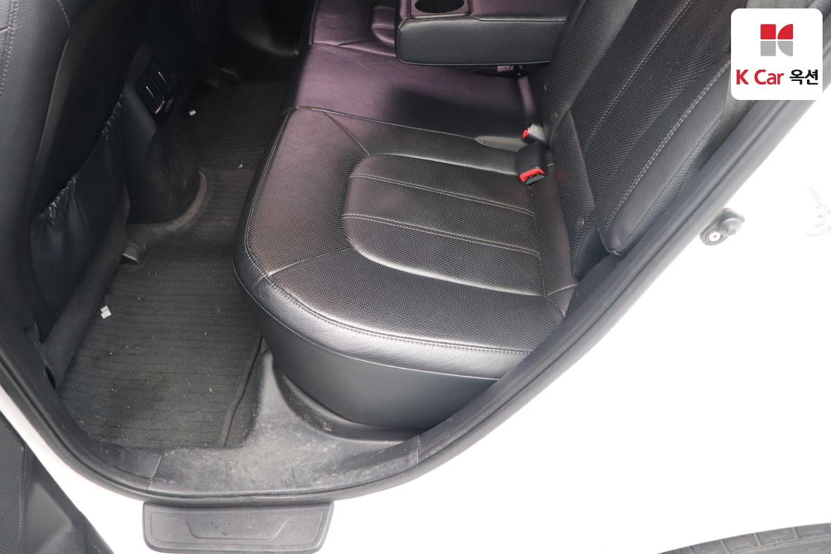 هيونداي توسان 2015 - صورة 21