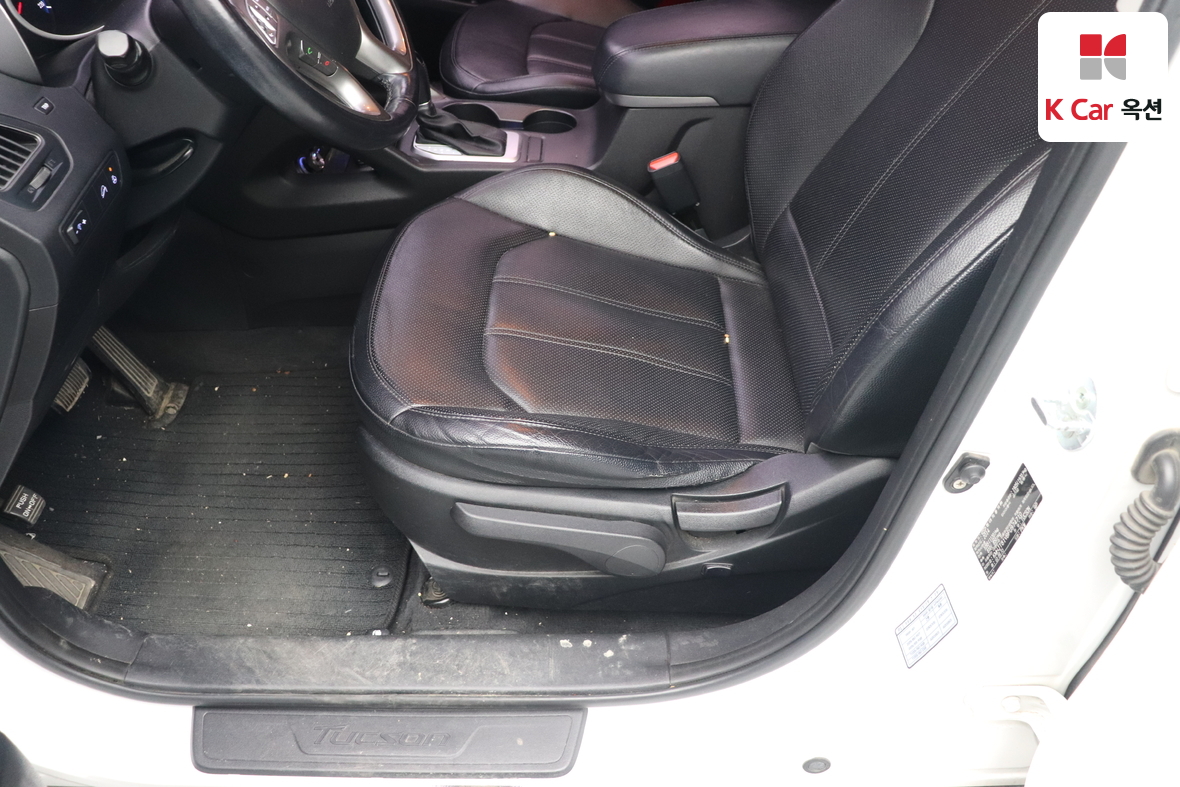 هيونداي توسان 2015 - صورة 18