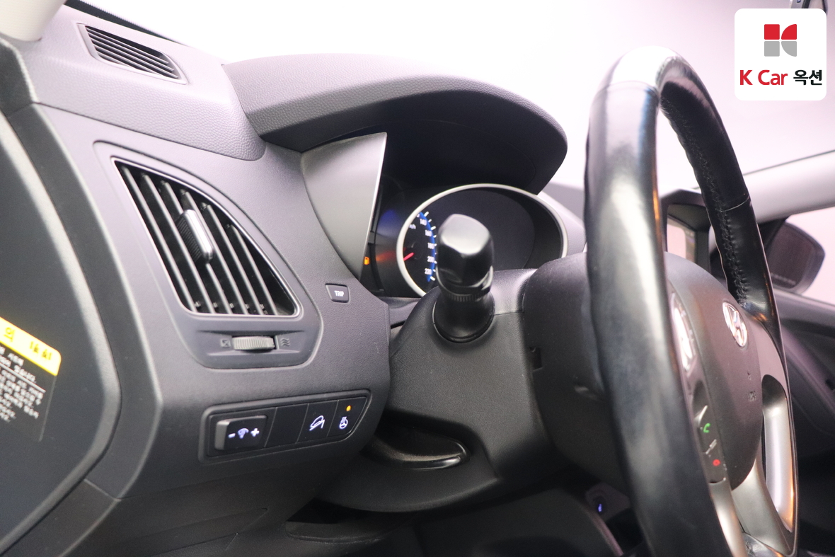 هيونداي توسان 2015 - صورة 9