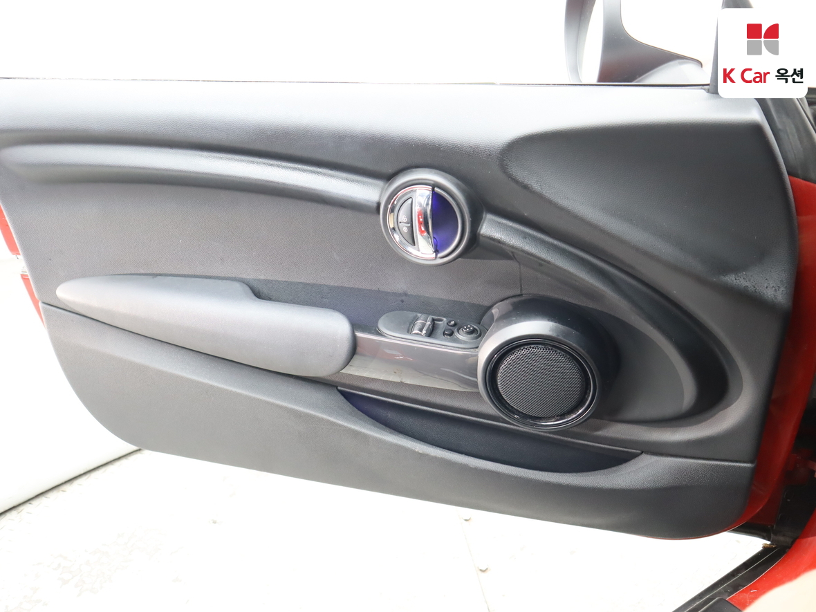 BMW MINI - 8