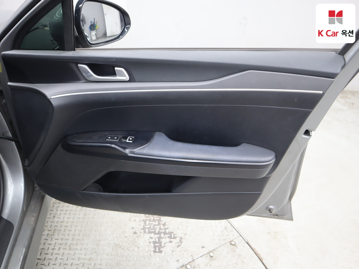 Kia K5 2021 - Image 29