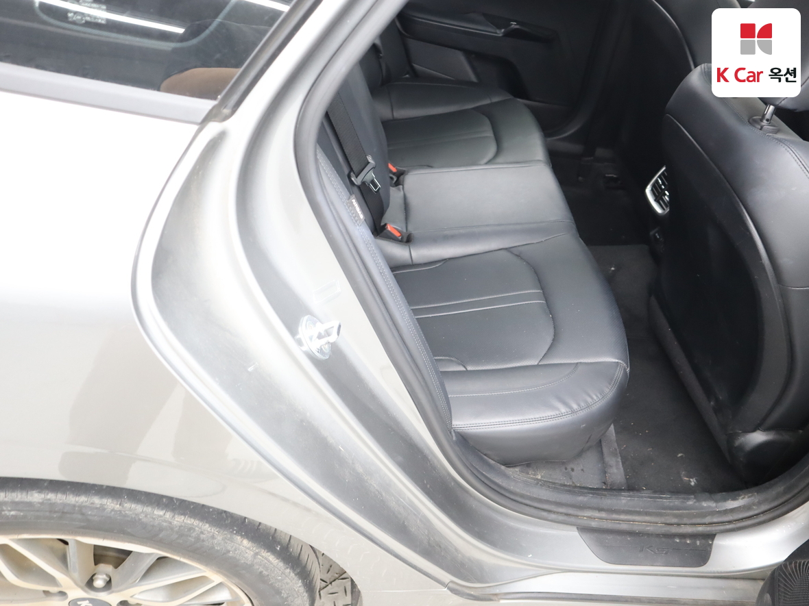 Kia K5 2021 - Image 28