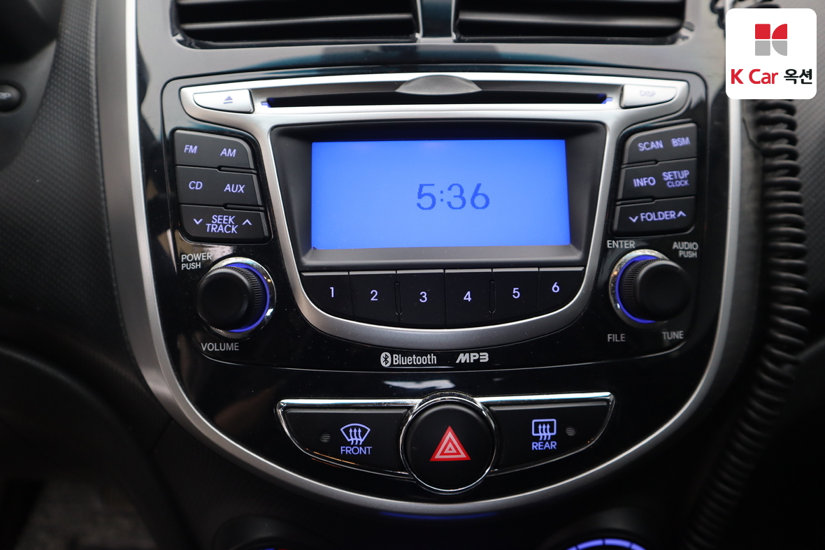 Hyundai Accent - 13