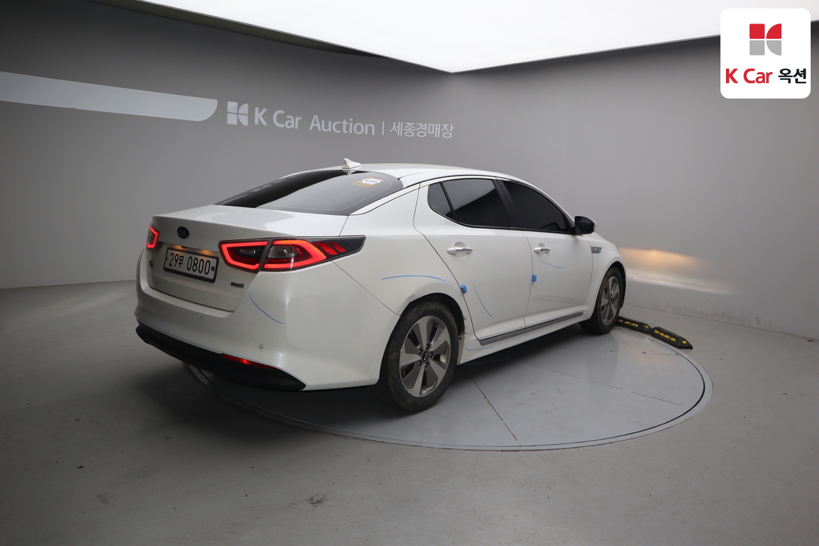 Kia K5 2015 - Image 2