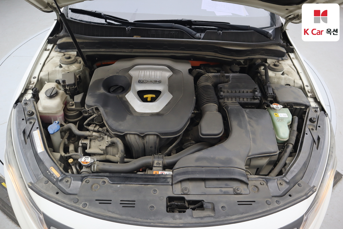 Kia K5 2015 - Image 30