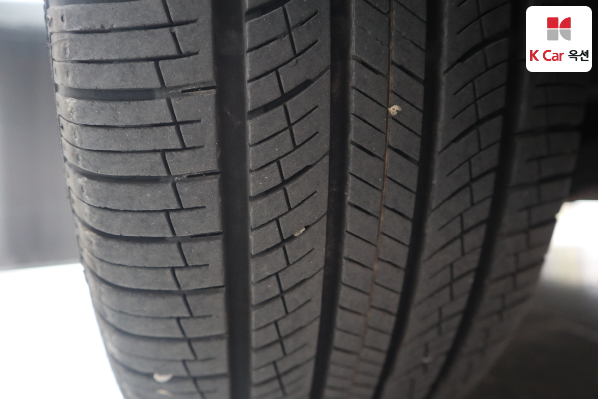 Kia Carnival 2012 - Image 33