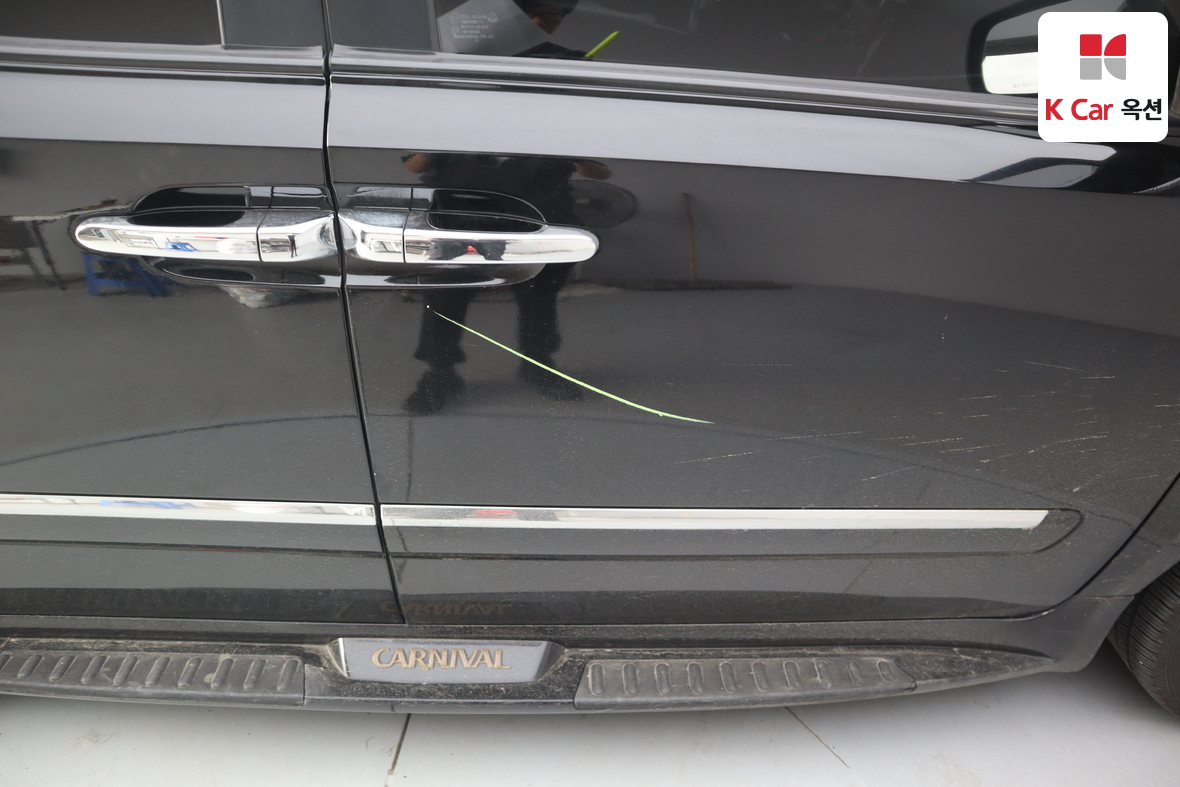 Kia Carnival 2012 - Image 37