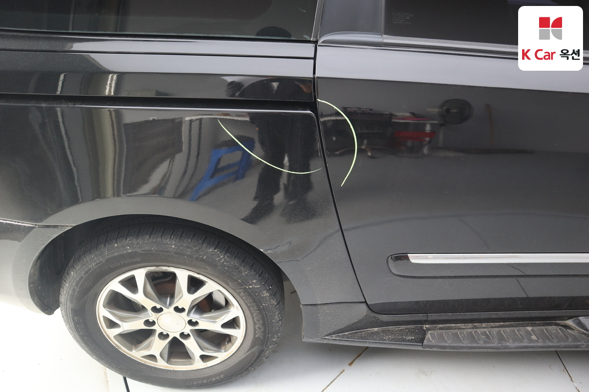 Kia Carnival 2012 - Image 36