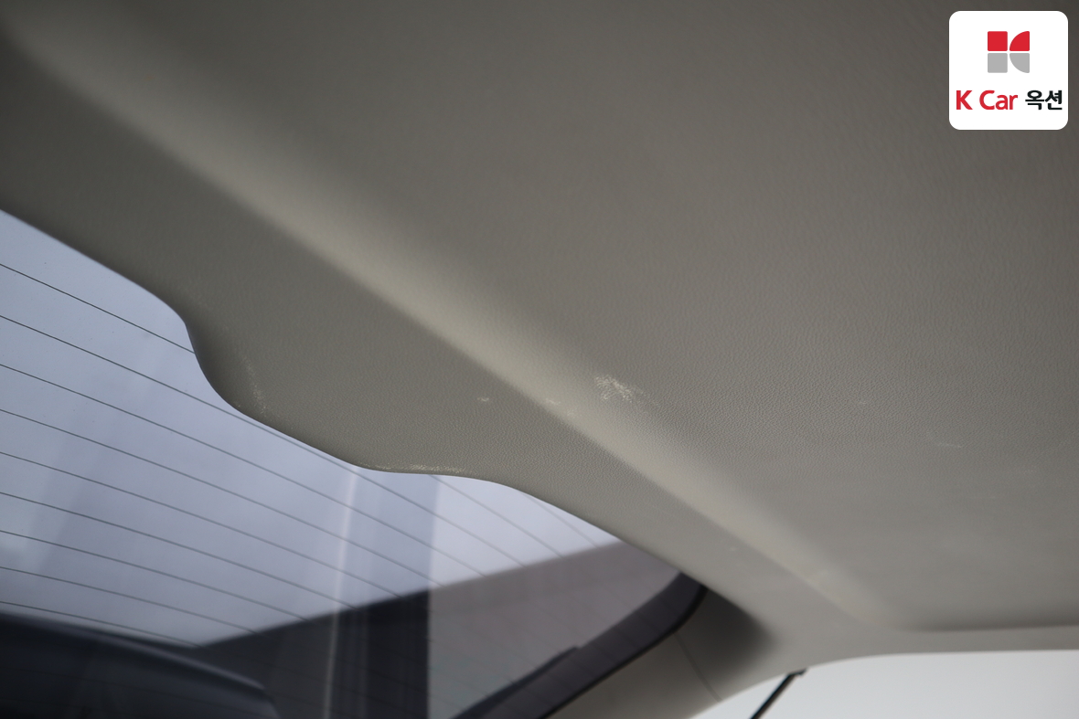 Kia Carnival 2012 - Image 28