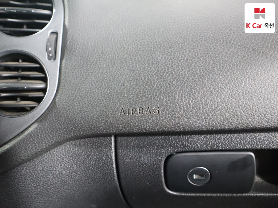 Volkswagen Tiguan - 34