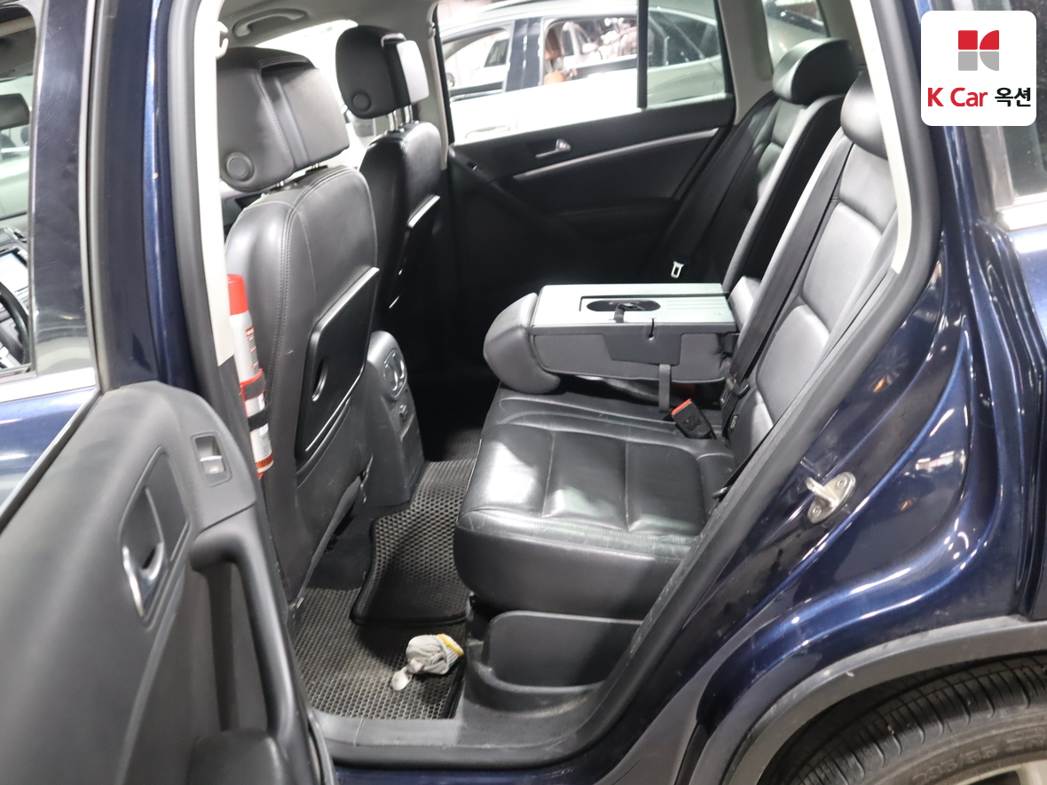 Volkswagen Tiguan - 26