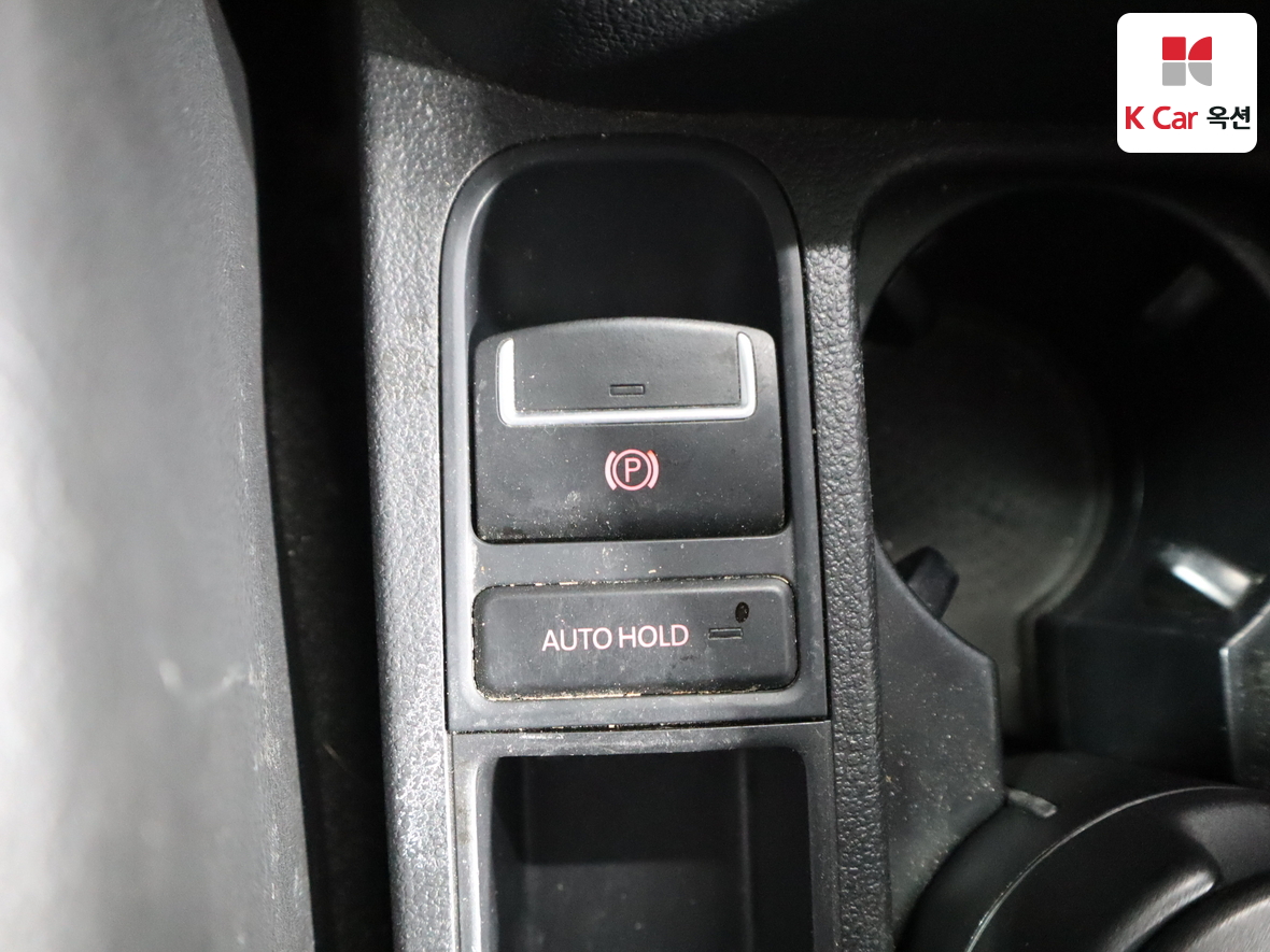 Volkswagen Tiguan - 19