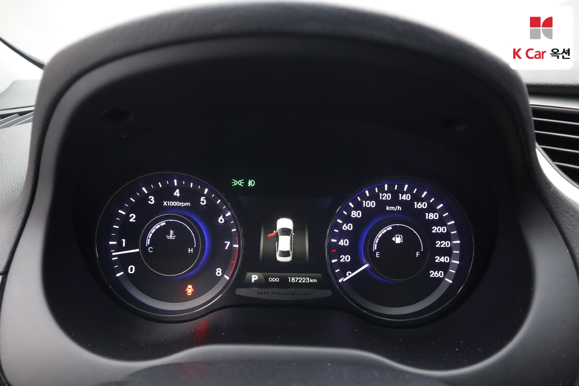 Hyundai AZERA 2014 - Image 5