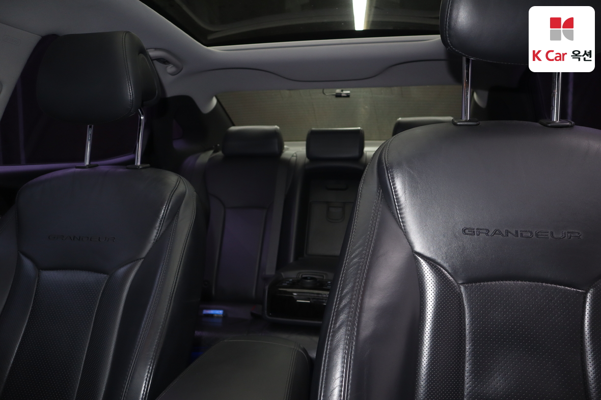 Hyundai AZERA 2014 - Image 18