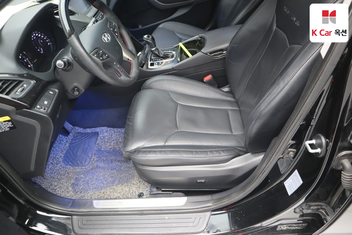 Hyundai AZERA 2014 - Image 19