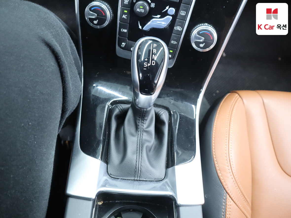 VOLVO 볼보 - 17