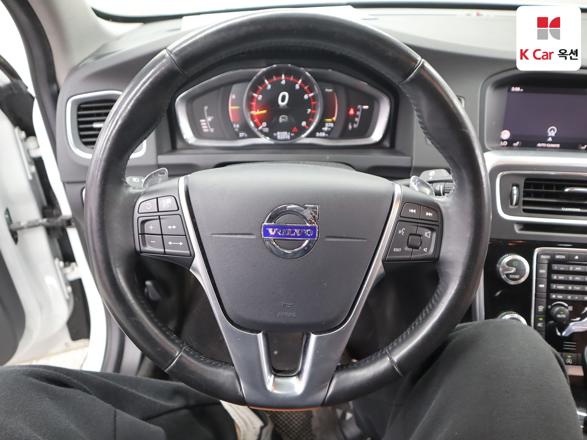 VOLVO 볼보 - 10
