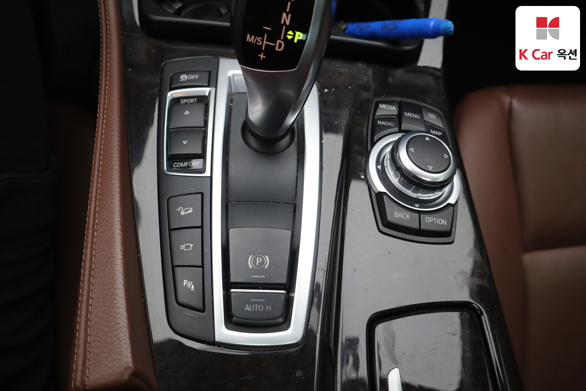 بي إم دبليو الفئة 5 2013 - صورة 17