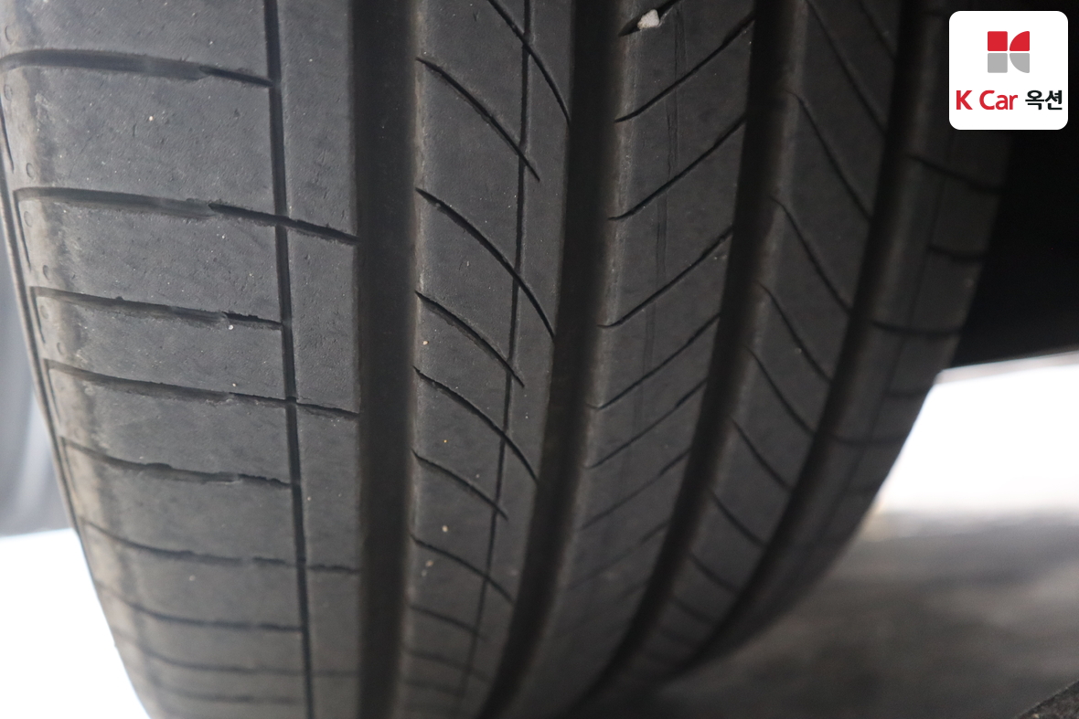 بي إم دبليو الفئة 5 2013 - صورة 36