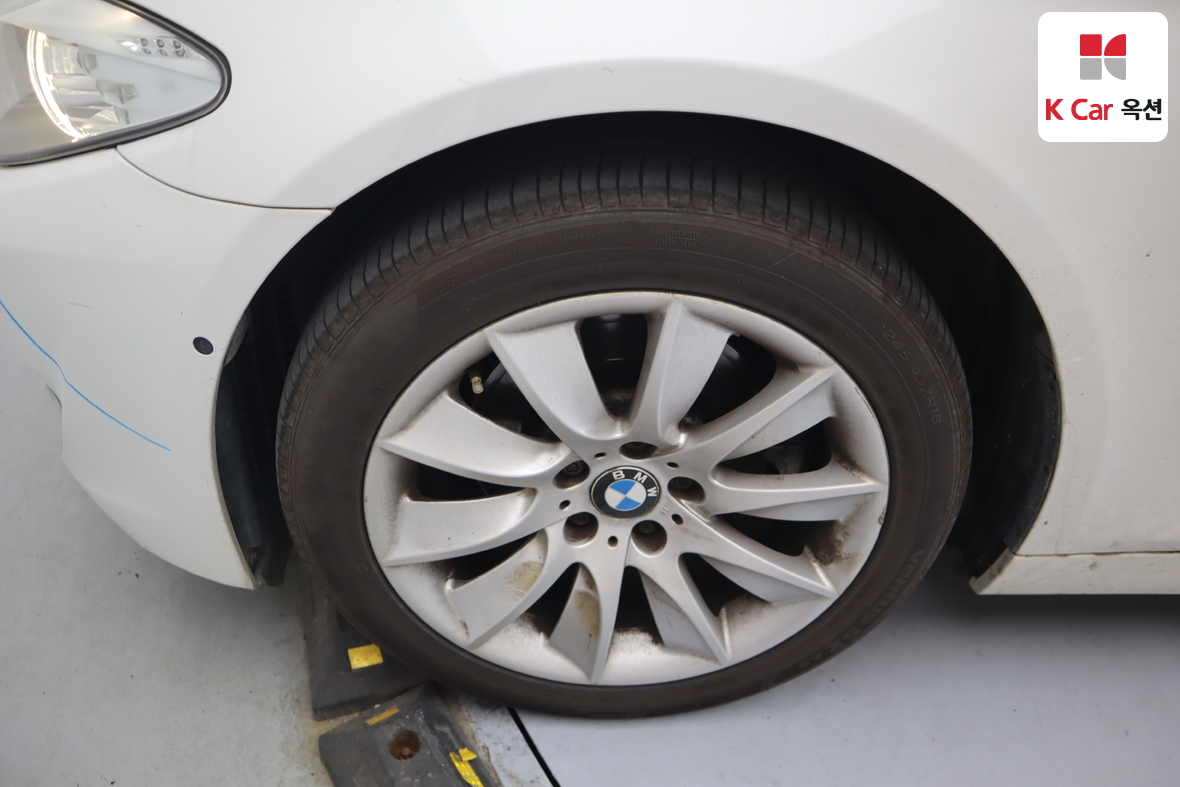 بي إم دبليو الفئة 5 2013 - صورة 48