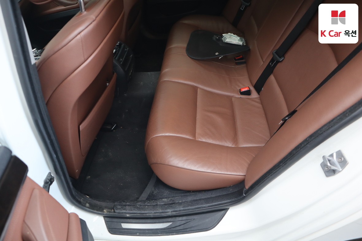 بي إم دبليو الفئة 5 2013 - صورة 24