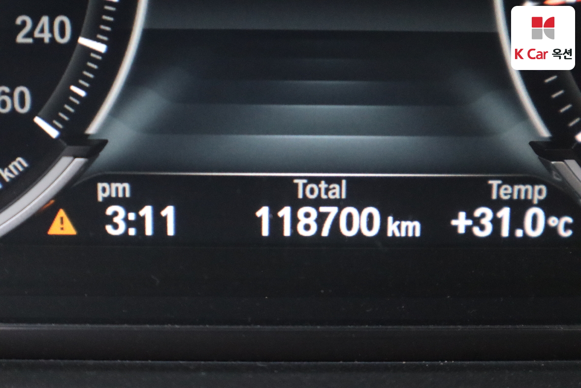 بي إم دبليو الفئة 5 2013 - صورة 4