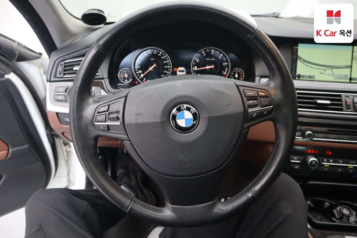 بي إم دبليو الفئة 5 2013 - صورة 10