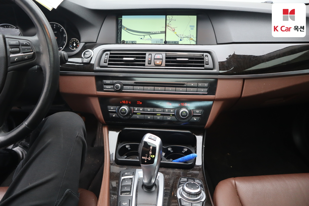 بي إم دبليو الفئة 5 2013 - صورة 6