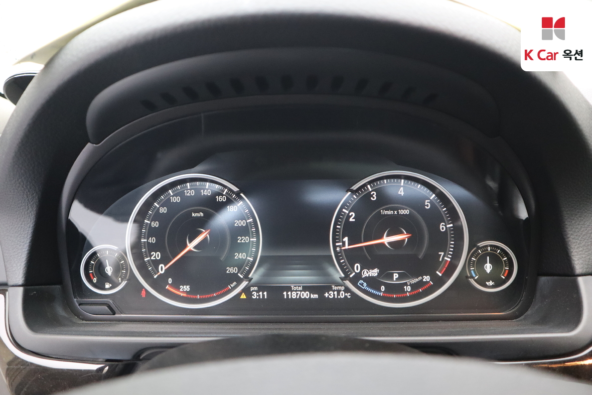 بي إم دبليو الفئة 5 2013 - صورة 5