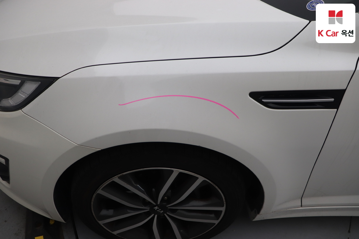 Kia K5 2014 - Image 32