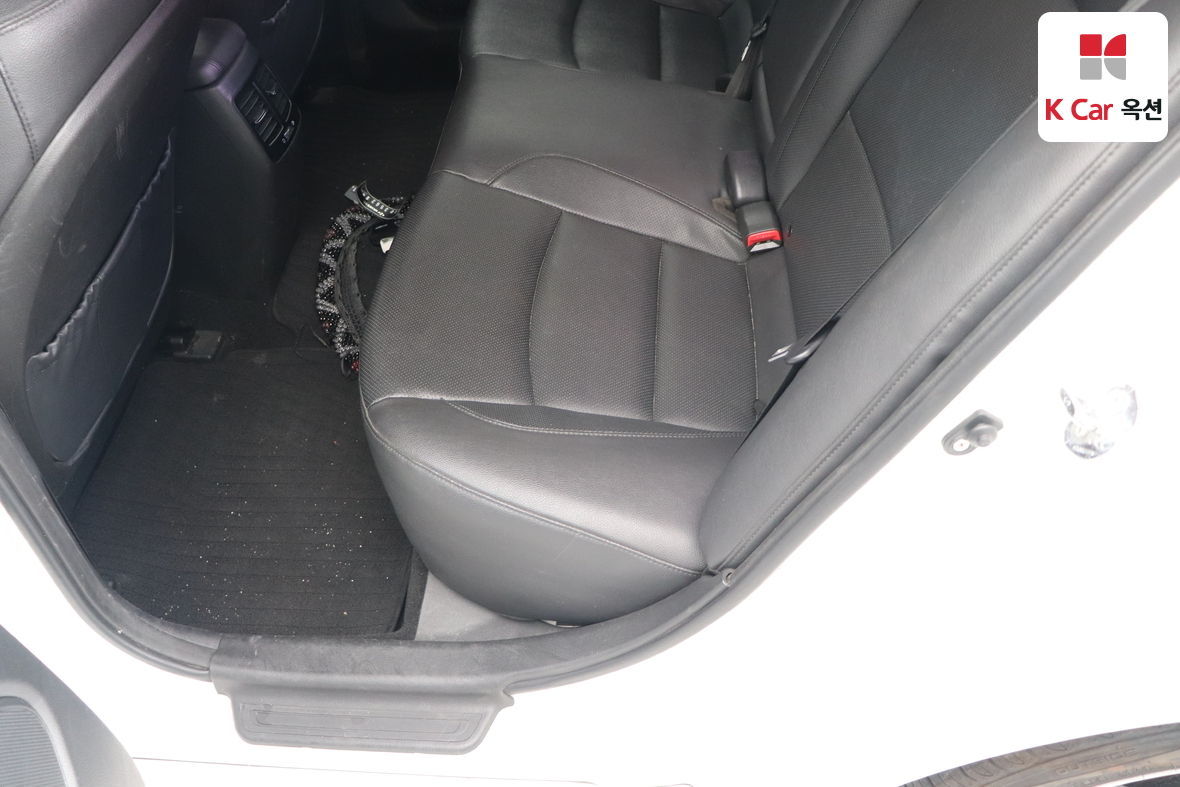 Kia K5 2014 - Image 21