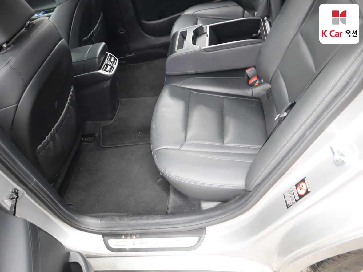 Hyundai Grandeur - 24