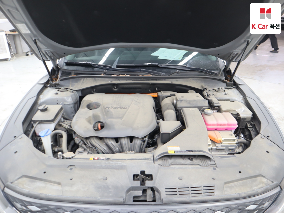 Hyundai Grandeur - 34