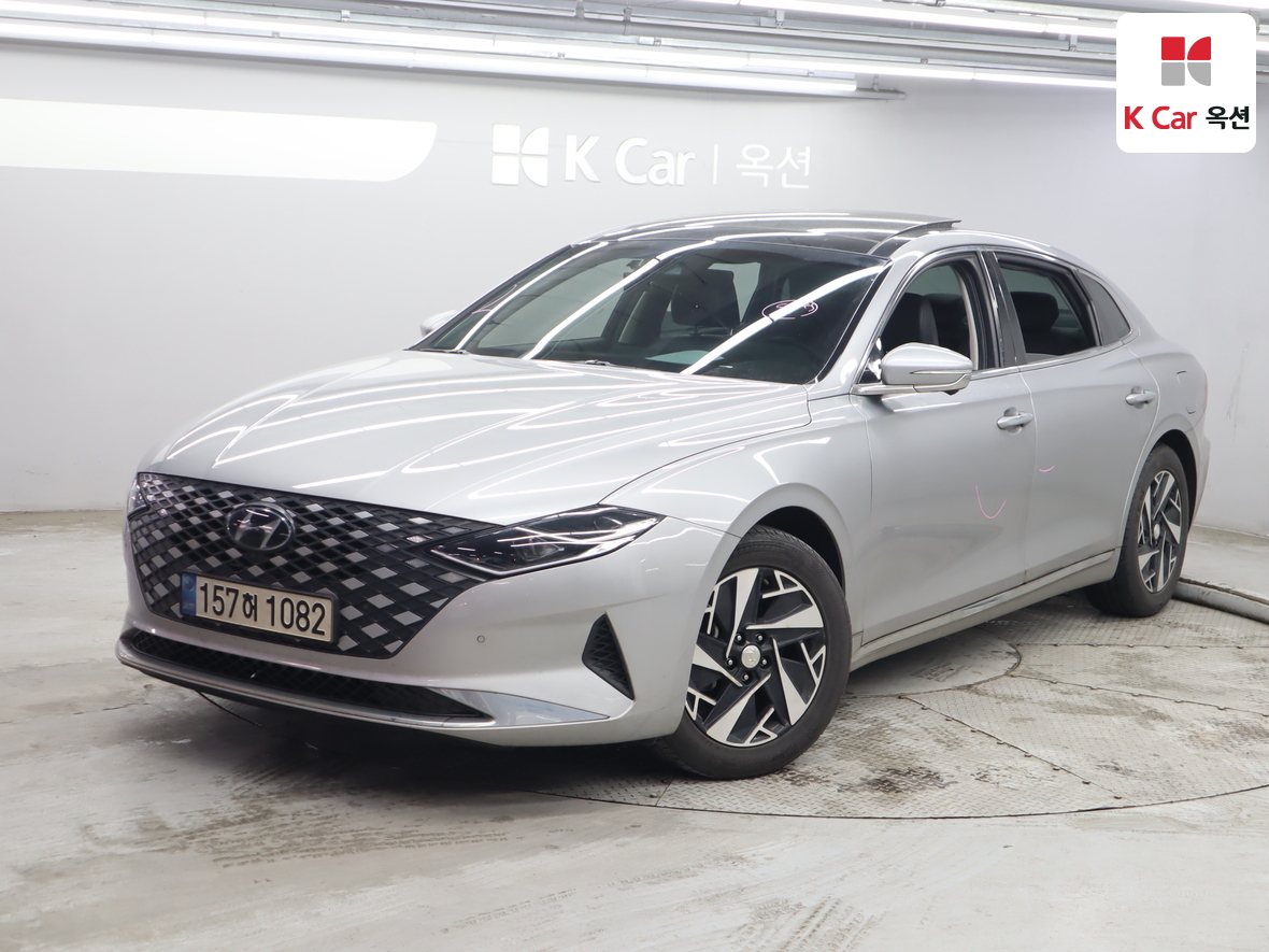 Hyundai Grandeur - 1