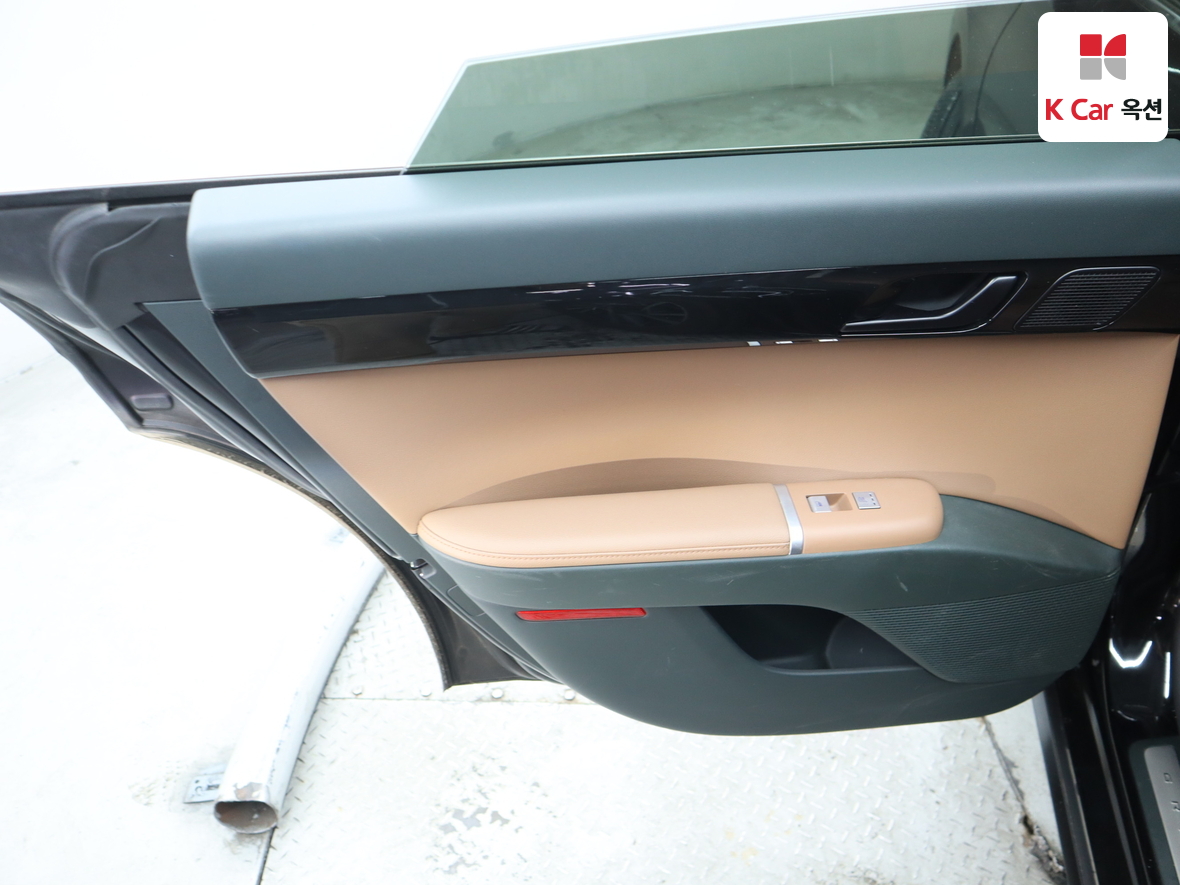 Hyundai Grandeur - 21