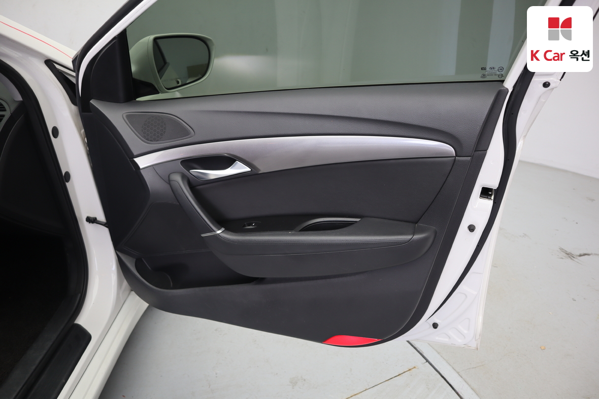 هيونداي آي 40 2014 - صورة 27