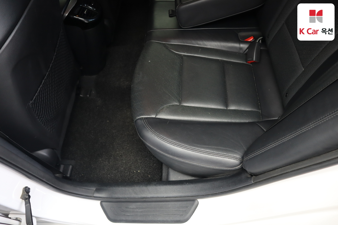 هيونداي آي 40 2014 - صورة 22