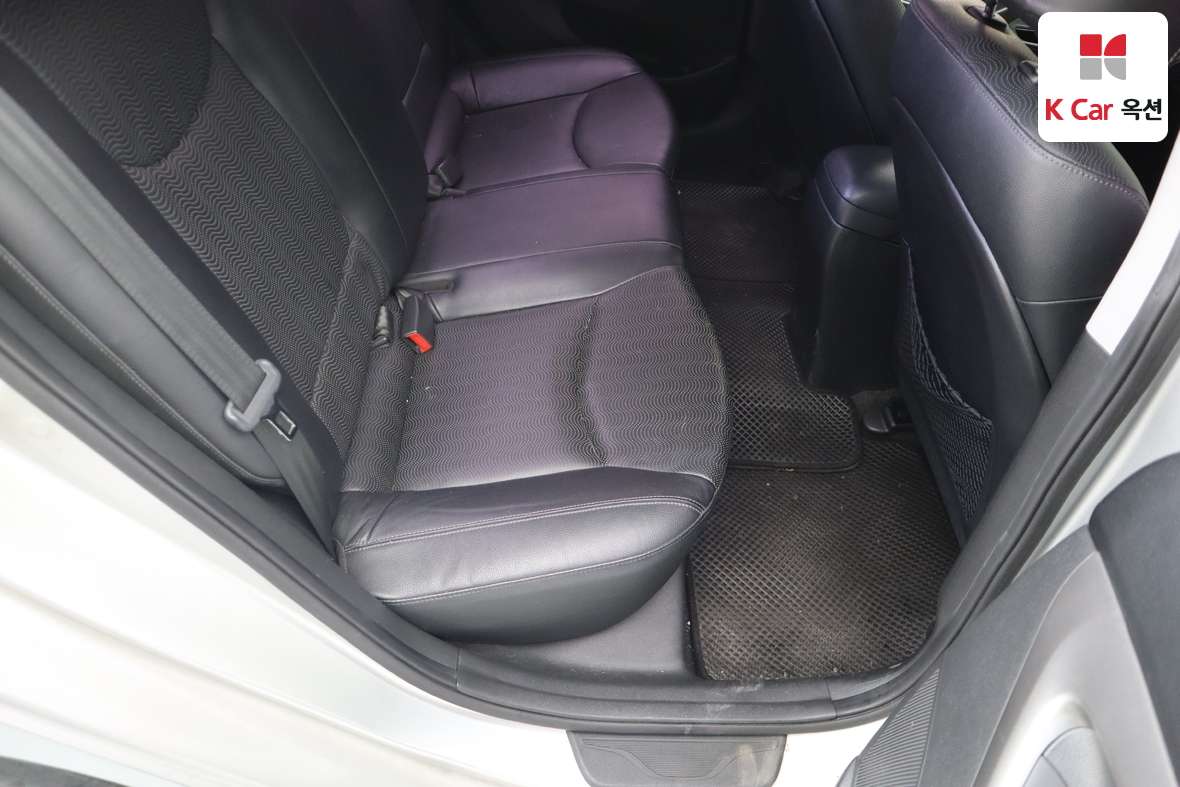 Hyundai Elantra 2012 - Image 26