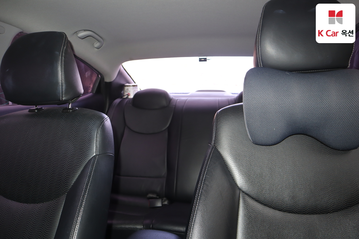 Hyundai Elantra 2012 - Image 18