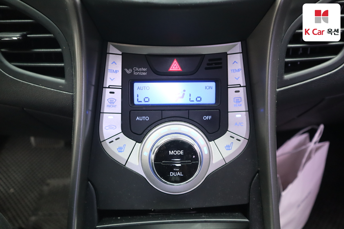 Hyundai Elantra 2012 - Image 15