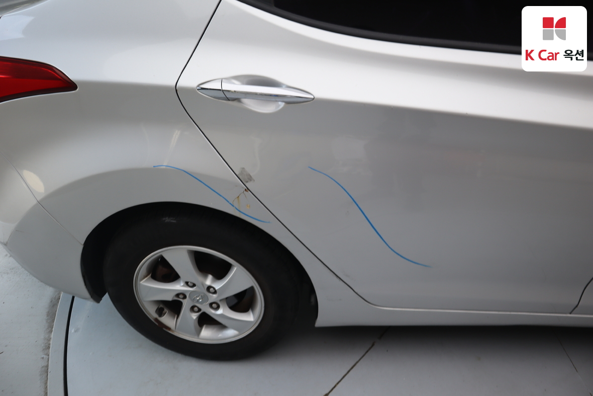 Hyundai Elantra 2012 - Image 35